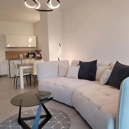 Le Standing, Hyper Centre T2 *