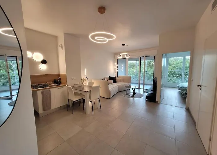 Le Standing, Hyper Centre T2 * אנז'ה