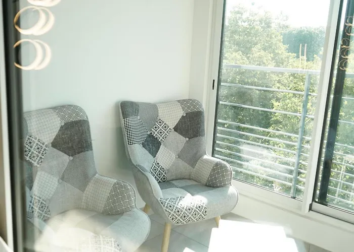 Le Standing, Hyper Centre T2 אנז'ה